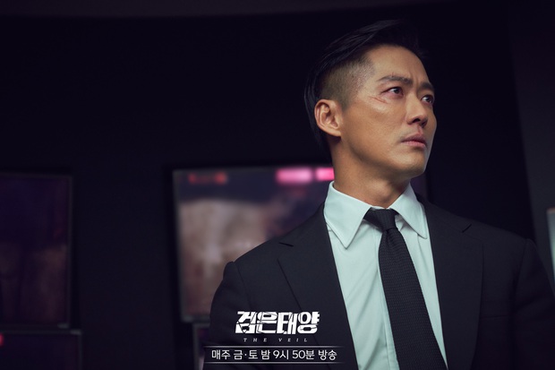 Rating phim của Kim Go Eun cao chạm đỉnh nhưng vẫn phải ngửi khói sau thành tích của hội bom tấn - Ảnh 5.