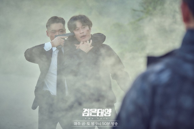 Rating phim của Kim Go Eun cao chạm đỉnh nhưng vẫn phải ngửi khói sau thành tích của hội bom tấn - Ảnh 6.