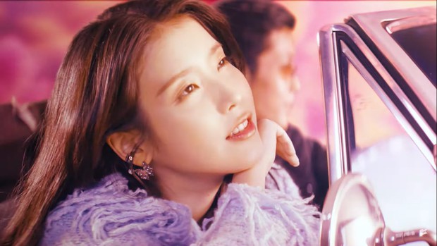 IU chiêu đãi fan bữa tiệc cẩu lương trong MV mới, thẳng tiến san phẳng bảng xếp hạng bất chấp giờ ra nhạc chẳng giống ai! - Ảnh 5.