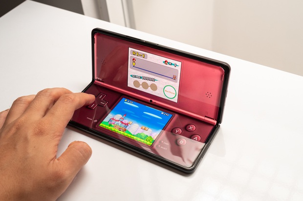 Người dùng Galaxy Z Fold3 quay về tuổi thơ với hàng loạt tựa game retro - Ảnh 1.