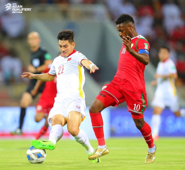 Tiến Linh bỏ xa Son Heung-min và Wu Lei, được bình chọn cầu thủ xuất sắc nhất tuần của AFC - Ảnh 1.