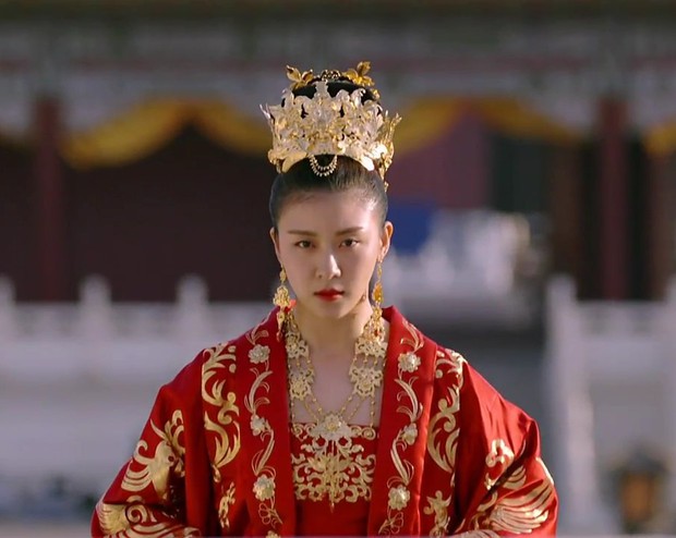 4 phim cổ trang Hàn có trang phục đẹp điên đảo: Chết mê tiên tử Kim Yoo Jung, anh hậu Shin Hye Sun cũng chẳng vừa - Ảnh 19. 4 phim cổ trang Hàn có trang phục đẹp điên đảo: Chết mê tiên tử Kim Yoo Jung, anh hậu Shin Hye Sun cũng chẳng vừa - Ảnh 19.
