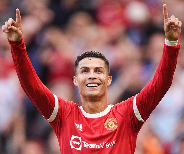 Ronaldo chính là vấn đề nghiêm trọng về chiến thuật của MU - Ảnh 2. Ronaldo chính là vấn đề nghiêm trọng về chiến thuật của MU - Ảnh 2.