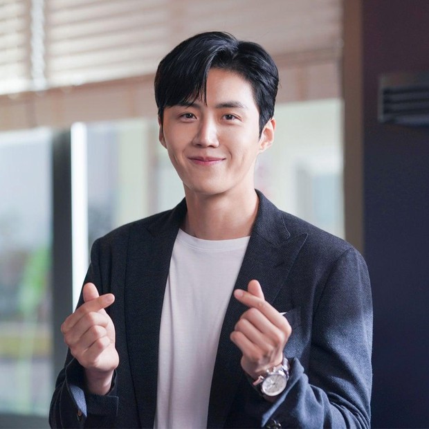 Biến mới: Danh tính nhạy cảm của bạn gái Kim Seon Ho bị hé lộ, Suzy - Nam Joo Hyuk chính là nhân vật bị nam tài tử lăng mạ? - Ảnh 2. Biến mới: Danh tính nhạy cảm của bạn gái Kim Seon Ho bị hé lộ, Suzy - Nam Joo Hyuk chính là nhân vật bị nam tài tử lăng mạ? - Ảnh 2.
