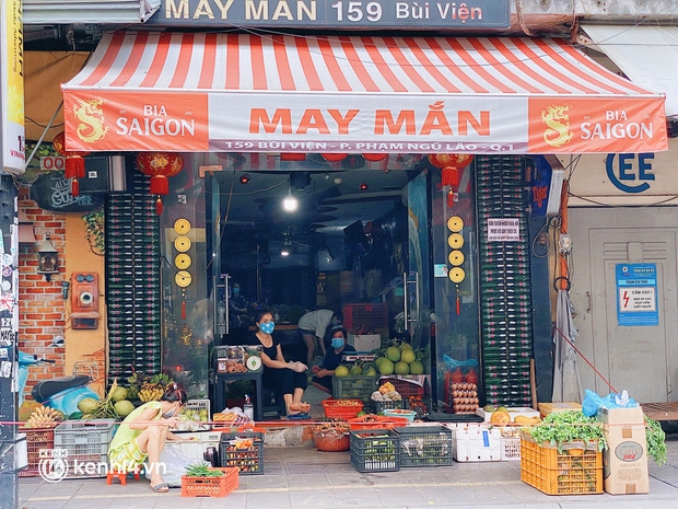 Chuyện khó tin ở Sài Gòn: Tụ điểm bar pub hot nhất nay đã trở thành chỗ bán rau? - Ảnh 2. Chuyện khó tin ở Sài Gòn: Tụ điểm bar pub hot nhất nay đã trở thành chỗ bán rau? - Ảnh 2.