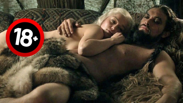 Bí mật í ẹ sau cảnh nóng sốc nhất Game of Thrones: Vì sao nữ chính không thể tự chủ, bỏ diễn cả ngày vì thấy vùng kín Jason Momoa? - Ảnh 3.