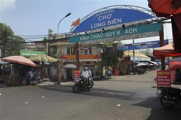 Chợ Long Biên chính thức hoạt động trở lại từ 0h ngày 21/10 - Ảnh 3.