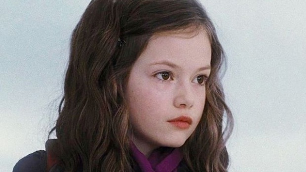 Con gái của Kristen Stewart từng được khen đẹp như đồ họa nhưng hiện tại có đủ lung linh khi đọ sắc với mẹ? - Ảnh 2. Con gái của Kristen Stewart từng được khen đẹp như đồ họa nhưng hiện tại có đủ lung linh khi đọ sắc với mẹ? - Ảnh 2.