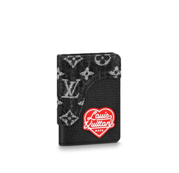 BST Tiền Xuân 2022 của Louis Vuitton: Không thể rời mắt khòi loạt must-have item này! - Ảnh 15. BST Tiền Xuân 2022 của Louis Vuitton: Không thể rời mắt khòi loạt must-have item này! - Ảnh 15.