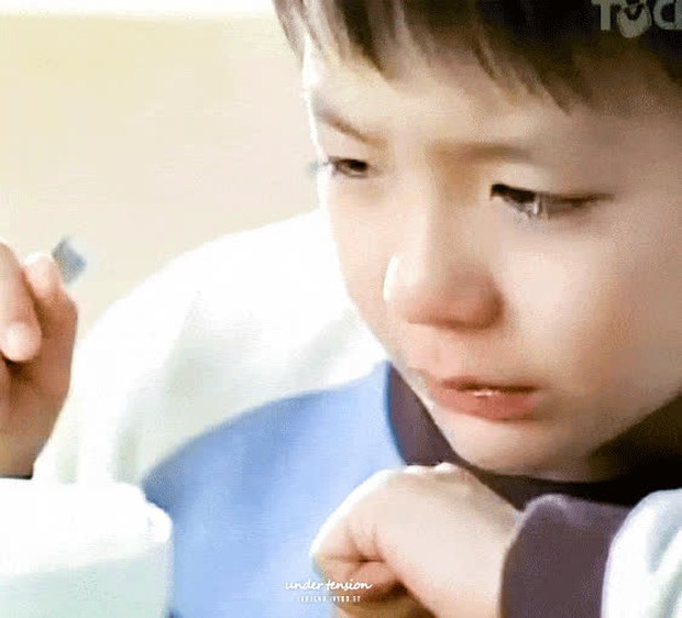 Em bé nổi tiếng trên sóng truyền hình năm xưa giờ đã 41 tuổi nhưng vẫn làm idol trong nhóm SM, body mlem phát mê! - Ảnh 2. Em bé nổi tiếng trên sóng truyền hình năm xưa giờ đã 41 tuổi nhưng vẫn làm idol trong nhóm SM, body mlem phát mê! - Ảnh 2.
