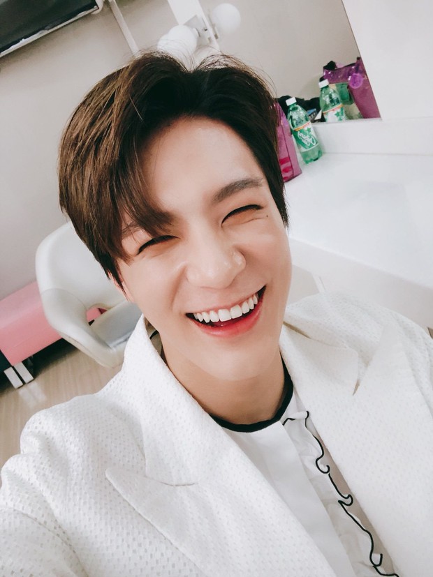 Em bé nổi tiếng trên sóng truyền hình năm xưa giờ đã 41 tuổi nhưng vẫn làm idol trong nhóm SM, body mlem phát mê! - Ảnh 11. Em bé nổi tiếng trên sóng truyền hình năm xưa giờ đã 41 tuổi nhưng vẫn làm idol trong nhóm SM, body mlem phát mê! - Ảnh 11.