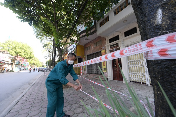 Hà Nội: Phong toả nhiều địa điểm tại huyện Quốc Oai sau khi ghi nhận 6 ca Covid-19 cộng đồng - Ảnh 6. Hà Nội: Phong toả nhiều địa điểm tại huyện Quốc Oai sau khi ghi nhận 6 ca Covid-19 cộng đồng - Ảnh 6.