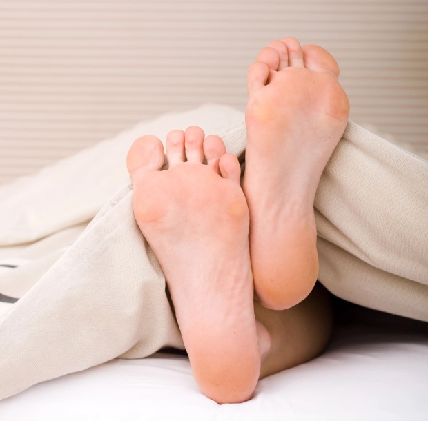 Căn bệnh gây chết người này có thể không có triệu chứng ngoại trừ dấu hiệu ở bàn chân, nếu tinh ý nhận ra bạn sẽ cứu được mình - Ảnh 2. Căn bệnh gây chết người này có thể không có triệu chứng ngoại trừ dấu hiệu ở bàn chân, nếu tinh ý nhận ra bạn sẽ cứu được mình - Ảnh 2.