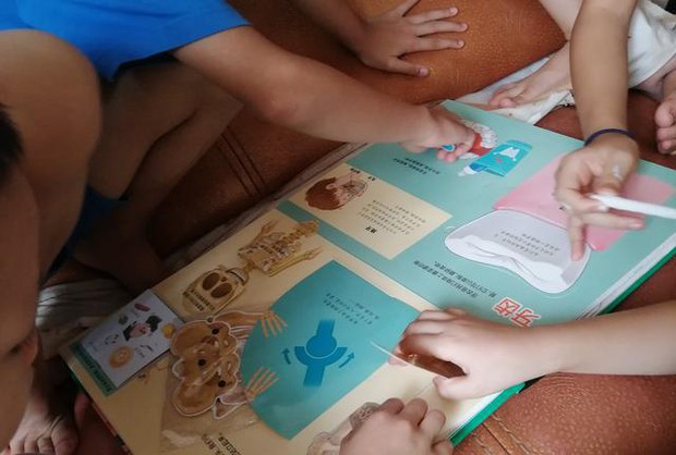 Bố dượng nói với con gái: Bí mật của hai ta, đừng để ai biết! - mãi 11 năm sau người mẹ mới phát hiện hành vi ác độc trên giường ngủ - Ảnh 3. Bố dượng nói với con gái: Bí mật của hai ta, đừng để ai biết! - mãi 11 năm sau người mẹ mới phát hiện hành vi ác độc trên giường ngủ - Ảnh 3.