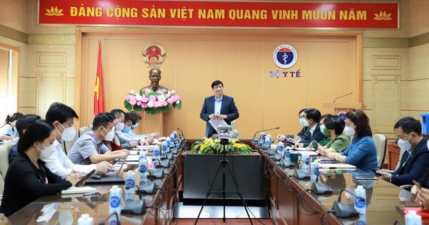 Bộ trưởng Bộ Y tế: Lo ngại nguy cơ rất lớn bùng phát dịch trong thời gian tới, phải nâng cao mức độ cảnh giác - Ảnh 1. Bộ trưởng Bộ Y tế: Lo ngại nguy cơ rất lớn bùng phát dịch trong thời gian tới, phải nâng cao mức độ cảnh giác - Ảnh 1.