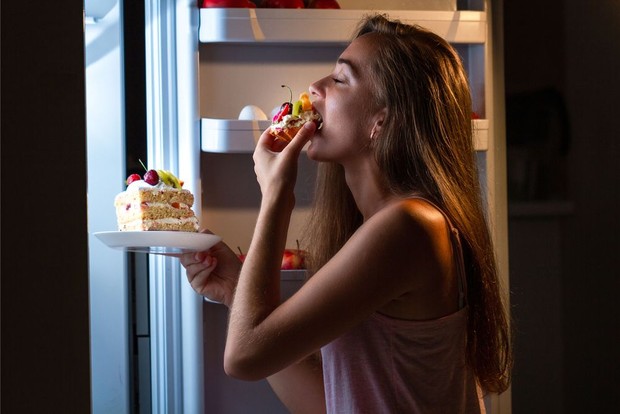 4 thói quen ăn uống không tốt, thậm chí còn dễ gây béo phì nhưng nhiều người lại nghĩ là đúng - Ảnh 2.