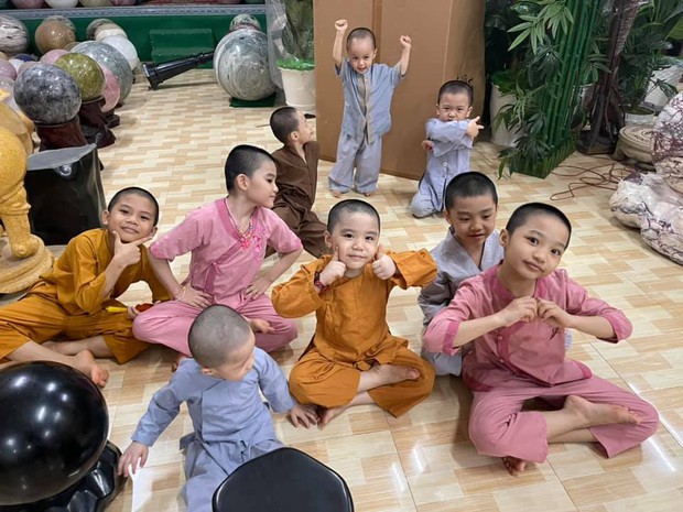 5 em bé ở Tịnh thất Bồng Lai nổi tiếng từ Thách Thức Danh Hài giờ ra sao? - Ảnh 4.