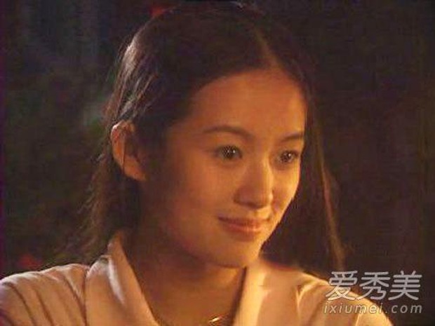 Sốc xỉu nhan sắc mỹ nhân Hoa ngữ ở phim đầu tay: Lưu Diệc Phi mới 16 tuổi đã đẹp kinh diễm, trùm cuối dao kéo rành rành mà vẫn chối - Ảnh 5. Sốc xỉu nhan sắc mỹ nhân Hoa ngữ ở phim đầu tay: Lưu Diệc Phi mới 16 tuổi đã đẹp kinh diễm, trùm cuối dao kéo rành rành mà vẫn chối - Ảnh 5.