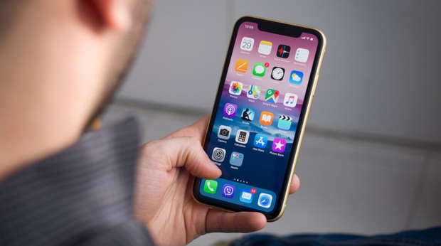 iPhone SE 3 có thể sở hữu thiết kế tương đồng với iPhone XR? - Ảnh 1. iPhone SE 3 có thể sở hữu thiết kế tương đồng với iPhone XR? - Ảnh 1.
