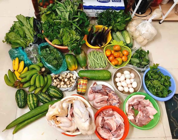 Những đứa con xa nhà khoe gia tài đồ tiếp tế và bài học rút ra: Đừng bao giờ tin câu Mẹ chỉ gửi một ít thôi! - Ảnh 17.