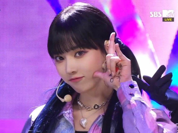 Nhìn Winter (aespa) là biết ngay âm mưu của SM: Debut bị chê mặt dừ, sau 1 năm dân tình tự vả vì quá hồ đồ - Ảnh 6. Nhìn Winter (aespa) là biết ngay âm mưu của SM: Debut bị chê mặt dừ, sau 1 năm dân tình tự vả vì quá hồ đồ - Ảnh 6.