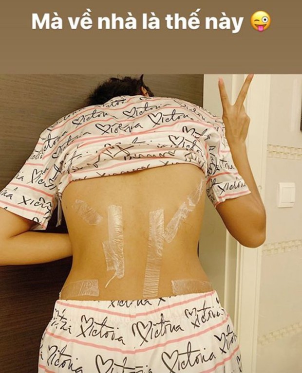 Sao nữ có bí thuật để tránh lộ loa khi mặc váy trễ và nó nằm ngay trên bàn làm việc của bạn! - Ảnh 3. Sao nữ có bí thuật để tránh lộ loa khi mặc váy trễ và nó nằm ngay trên bàn làm việc của bạn! - Ảnh 3.