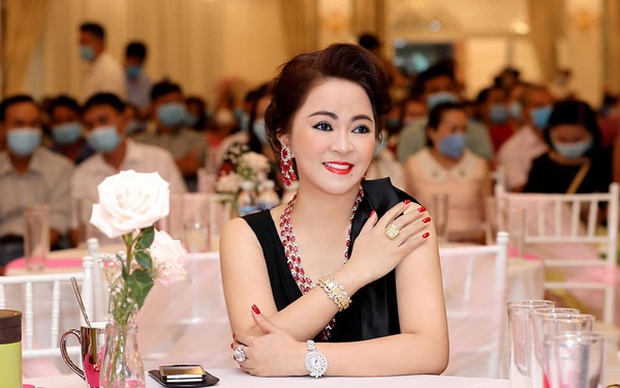 4 năm sống thử - hơn 20 năm kết hôn, bà Phương Hằng trả lời thế nào trước câu hỏi: Chị còn yêu ông Huỳnh Uy Dũng? - Ảnh 2.