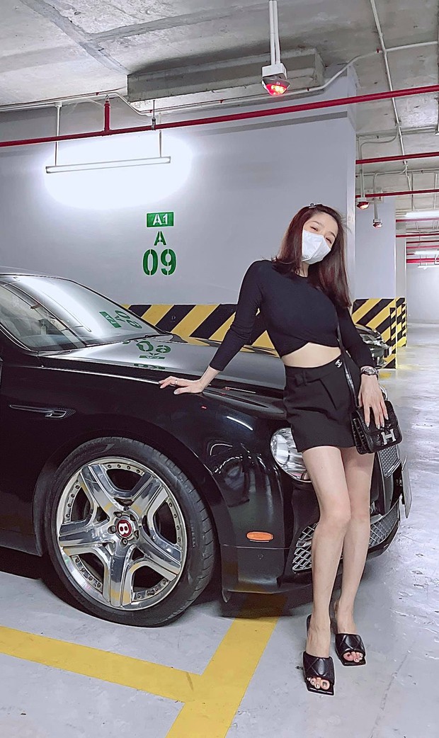 Vừa ly hôn Lệ Quyên đã công khai ngay tình trẻ kém 12 tuổi, đây là câu trả lời! - Ảnh 2. Vừa ly hôn Lệ Quyên đã công khai ngay tình trẻ kém 12 tuổi, đây là câu trả lời! - Ảnh 2.