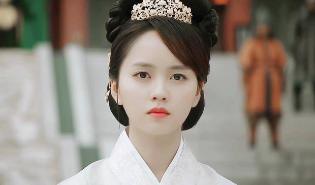 Chết mê 6 Hoàng hậu đẹp khó cưỡng ở phim Hàn: Anh hậu Shin Hye Sun lầy muốn xỉu, số 4 xứng danh huyền thoại - Ảnh 6.