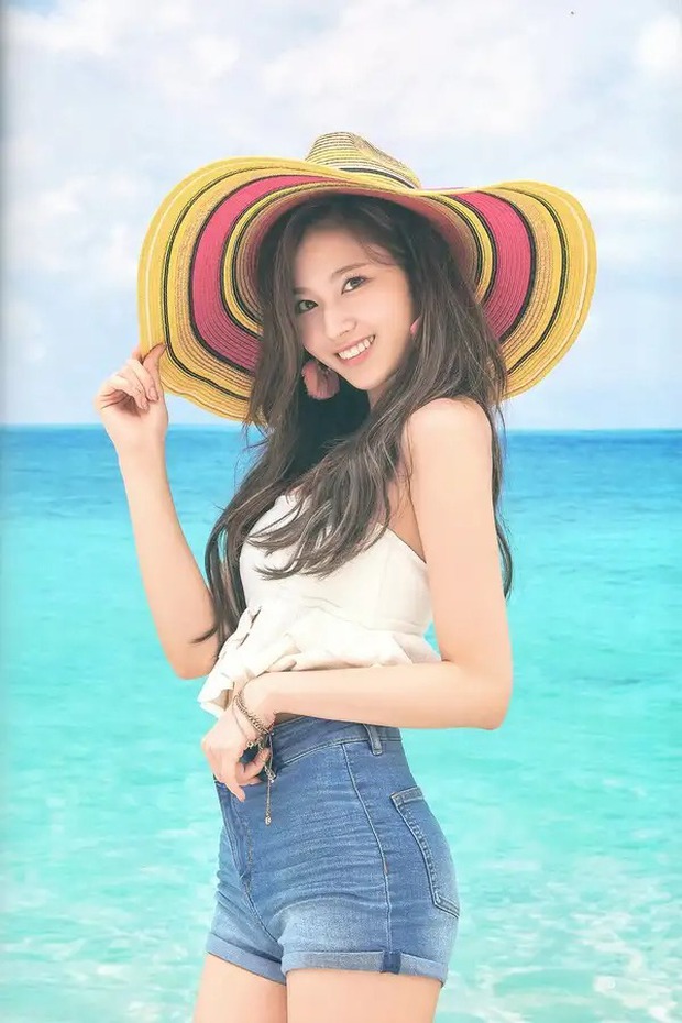 Sana (TWICE): Hành trình giảm cân đáng kinh ngạc từ idol có thân hình mũm mĩm đến mỹ nhân hàng đầu Kpop - Ảnh 8.