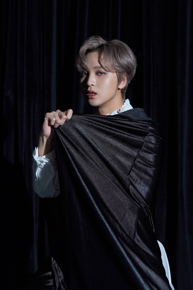 Tưng bừng tiệc Halloween của SM: Shindong (Suju) hóa búp bê trùm cuối át vía đàn em, Red Velvet - aespa đọ sắc cực gắt, cặp đôi NCT tình tứ lịm tim - Ảnh 27. Tưng bừng tiệc Halloween của SM: Shindong (Suju) hóa búp bê trùm cuối át vía đàn em, Red Velvet - aespa đọ sắc cực gắt, cặp đôi NCT tình tứ lịm tim - Ảnh 27.