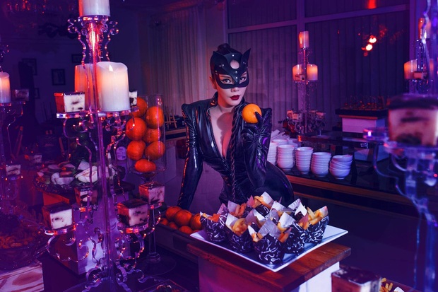 Sao Vbiz hừng hực nhập cuộc Halloween: Lynk Lee đầy hư hỏng, Khả Ngân thoát vai gái ngoan hở cả mảng lưng trần sexy - Ảnh 4.