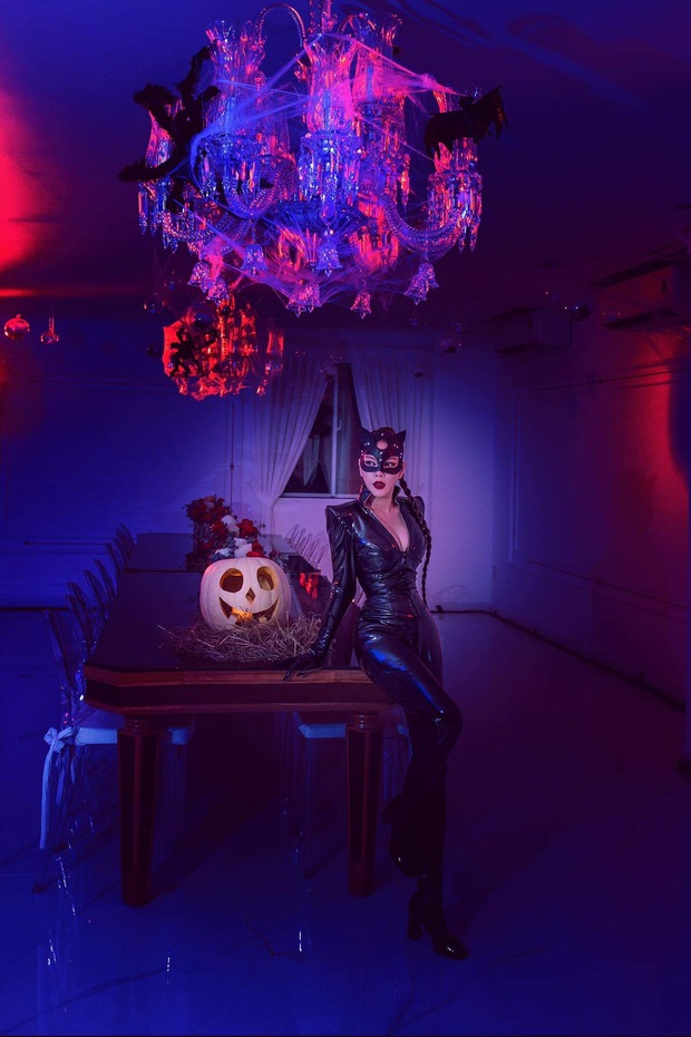 Sao Vbiz hừng hực nhập cuộc Halloween: Lynk Lee đầy hư hỏng, Khả Ngân thoát vai gái ngoan hở cả mảng lưng trần sexy - Ảnh 3.