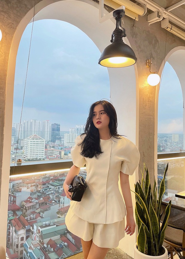 Xôn xao post tuyển dụng với yêu cầu nhắc sếp giờ ăn và uống thuốc, luôn ở bên cạnh lúc cần, biết chụp ảnh với mức lương 20k - 25k/ giờ - Ảnh 3.