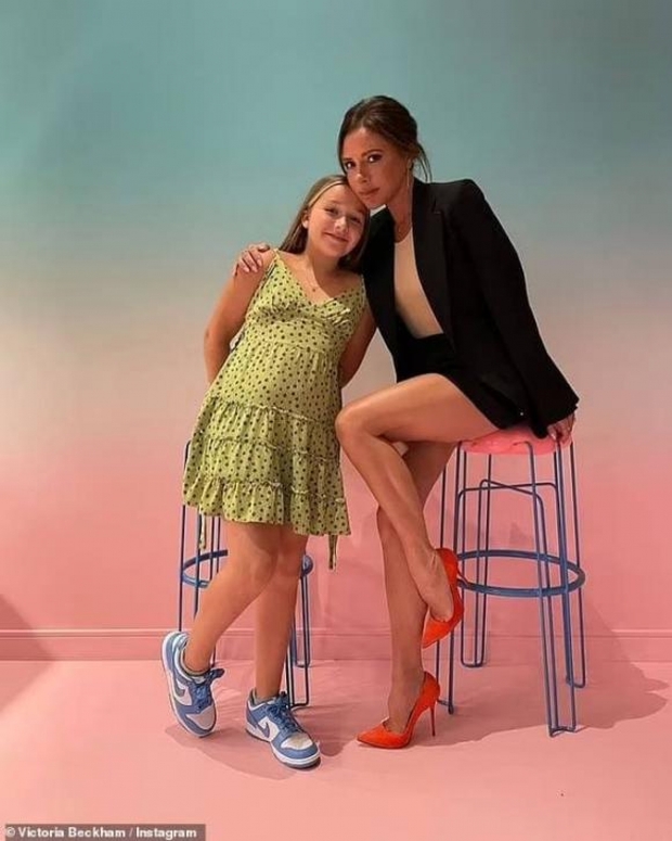 Mới 10 tuổi, ái nữ nhà David Beckham đã là khách VIP của tiệm nail và spa làm đẹp, nhưng netizen bỗng tranh cãi nảy lửa? - Ảnh 8. Mới 10 tuổi, ái nữ nhà David Beckham đã là khách VIP của tiệm nail và spa làm đẹp, nhưng netizen bỗng tranh cãi nảy lửa? - Ảnh 8.