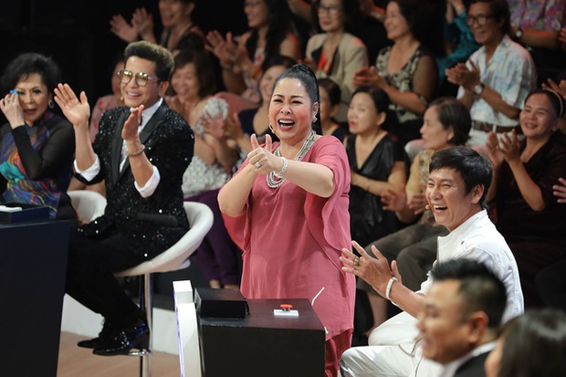 Trước khi bị anti fan đòi cấm sóng, NS Hồng Vân đã tham gia gameshow truyền hình nào? - Ảnh 4. Trước khi bị anti fan đòi cấm sóng, NS Hồng Vân đã tham gia gameshow truyền hình nào? - Ảnh 4.