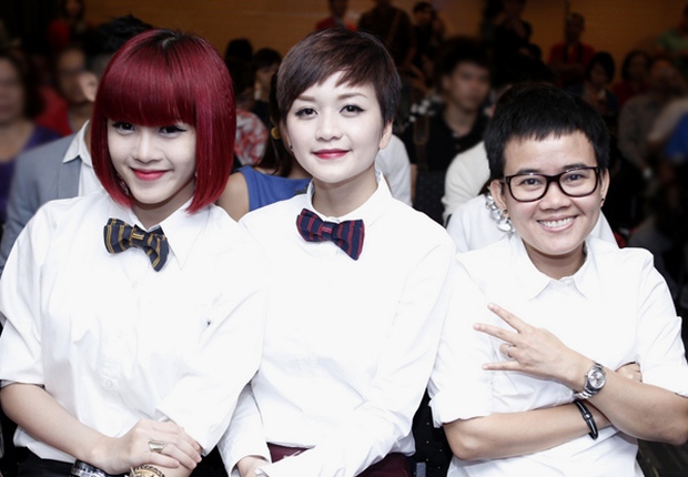 NS Phương Uyên từng sáng tác 1 album cho Thiều Bảo Trang, ẩn ý tố Sơn Tùng ngụy quân tử ngầm bảo vệ em gái người yêu tin đồn? - Ảnh 4. NS Phương Uyên từng sáng tác 1 album cho Thiều Bảo Trang, ẩn ý tố Sơn Tùng ngụy quân tử ngầm bảo vệ em gái người yêu tin đồn? - Ảnh 4.