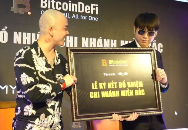 Hoàng Tử Gió Hoàng Đức Nhân từng có quan hệ mật thiết với thủ lĩnh BitcoinDeFi - sàn tiền ảo khiến nhiều người tán gia bại sản - Ảnh 3. Hoàng Tử Gió Hoàng Đức Nhân từng có quan hệ mật thiết với thủ lĩnh BitcoinDeFi - sàn tiền ảo khiến nhiều người tán gia bại sản - Ảnh 3.