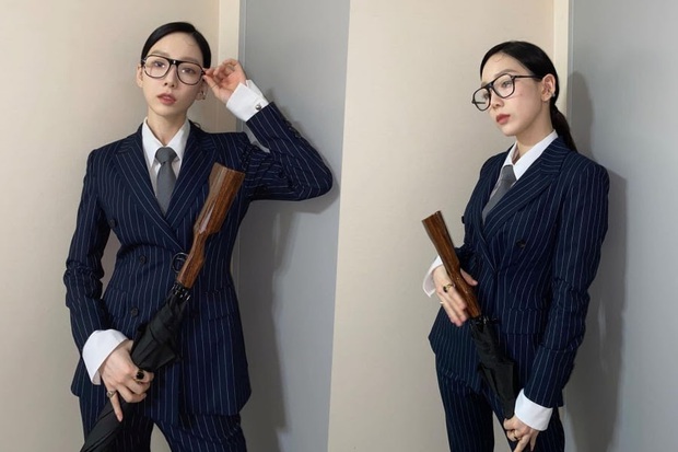 Biến hoá cỡ này thì ai còn dám bảo Taeyeon chỉ có một màu! - Ảnh 2. Biến hoá cỡ này thì ai còn dám bảo Taeyeon chỉ có một màu! - Ảnh 2.