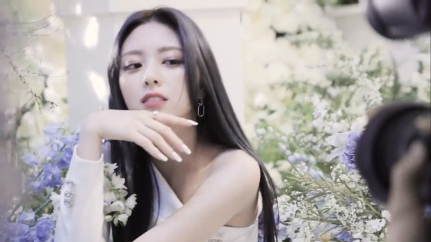 Knet phán ITZY chắc suất girlgroup thất bại nhất của JYP, còn dọn sẵn kịch bản tan rã nhưng ai là thành viên gây tiếc nuối nhất? - Ảnh 10. Knet phán ITZY chắc suất girlgroup thất bại nhất của JYP, còn dọn sẵn kịch bản tan rã nhưng ai là thành viên gây tiếc nuối nhất? - Ảnh 10.