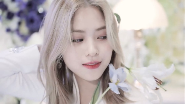 Knet phán ITZY chắc suất girlgroup thất bại nhất của JYP, còn dọn sẵn kịch bản tan rã nhưng ai là thành viên gây tiếc nuối nhất? - Ảnh 11. Knet phán ITZY chắc suất girlgroup thất bại nhất của JYP, còn dọn sẵn kịch bản tan rã nhưng ai là thành viên gây tiếc nuối nhất? - Ảnh 11.