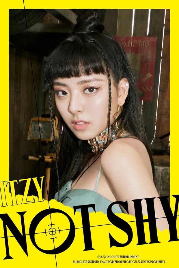 Hành trình nhan sắc đối lập của ITZY và aespa: Bên đẹp tự nhiên bị JYP “dìm” thảm, bên bị chê tơi tả vào tay SM hoá thiên nga - Ảnh 13. Hành trình nhan sắc đối lập của ITZY và aespa: Bên đẹp tự nhiên bị JYP “dìm” thảm, bên bị chê tơi tả vào tay SM hoá thiên nga - Ảnh 13.