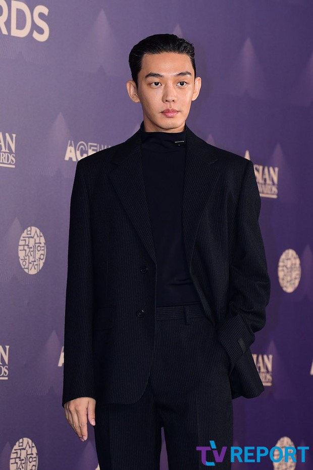 Yoo Ah In lại giật cúp Ảnh đế tại AFA ở LHP Busan 2021, quý ông cực phẩm Lee Byung Hun được xướng tên - Ảnh 3.