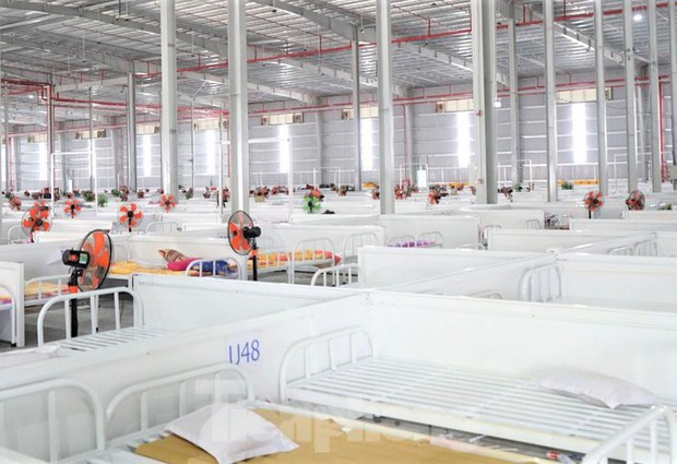 Bệnh viện dã chiến lớn nhất nước ở Bình Dương đã trống giường - Ảnh 4. Bệnh viện dã chiến lớn nhất nước ở Bình Dương đã trống giường - Ảnh 4.