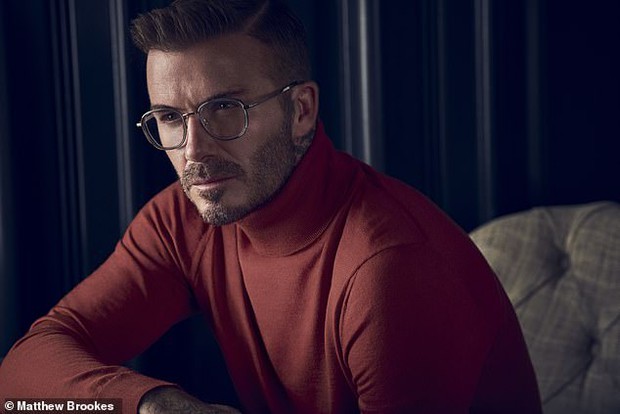 David Beckham lại đẹp trai nữa rồi: Chụp quảng cáo mà như phim điện ảnh, đường nét cực phẩm sắc nét cứa vào trái tim chị em - Ảnh 2.