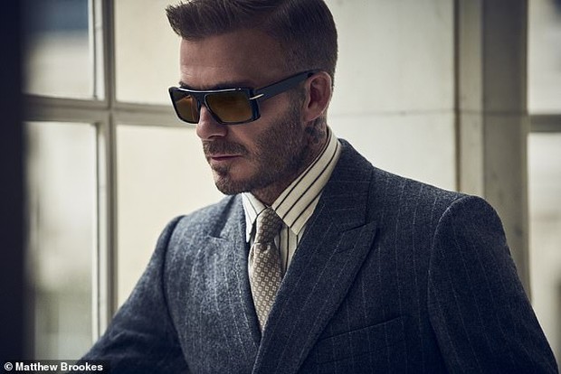 David Beckham lại đẹp trai nữa rồi: Chụp quảng cáo mà như phim điện ảnh, đường nét cực phẩm sắc nét cứa vào trái tim chị em - Ảnh 6.