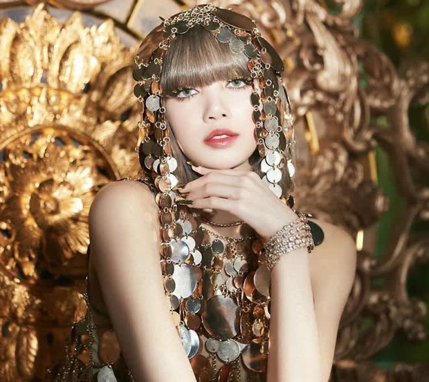 Ca khúc khoe tiền của Lisa lập một loạt kỷ lục, hot hơn cả chính thất LALISA nhờ hưởng lộc Squid Game? - Ảnh 4. Ca khúc khoe tiền của Lisa lập một loạt kỷ lục, hot hơn cả chính thất LALISA nhờ hưởng lộc Squid Game? - Ảnh 4.