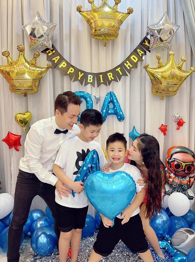 Đăng Khôi - Thuỷ Anh mừng sinh nhật hoành tráng cho con trai trong biệt thự triệu đô, hé lộ sở thích đặc biệt của nhóc tỳ 6 tuổi - Ảnh 2. Đăng Khôi - Thuỷ Anh mừng sinh nhật hoành tráng cho con trai trong biệt thự triệu đô, hé lộ sở thích đặc biệt của nhóc tỳ 6 tuổi - Ảnh 2.