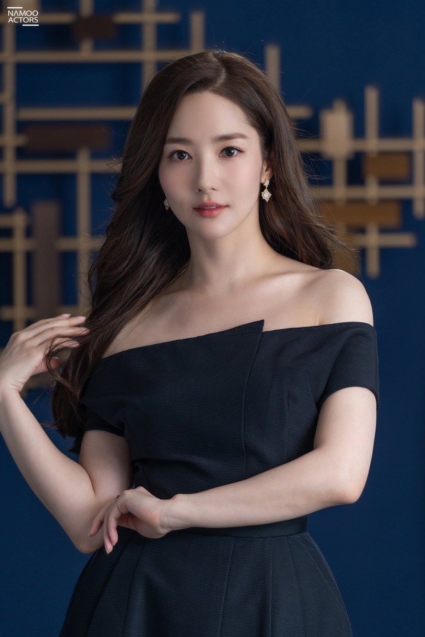 Mặt nữ hoàng dao kéo Park Min Young bị sao thế này? - Ảnh 5.