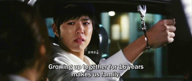 5 vai diễn thời chưa nổi của hội nam thần Hàn: Lee Min Ho uốn éo dễ sợ, Song Joong Ki hôn trai đẹp ngọt xớt luôn - Ảnh 5. 5 vai diễn thời chưa nổi của hội nam thần Hàn: Lee Min Ho uốn éo dễ sợ, Song Joong Ki hôn trai đẹp ngọt xớt luôn - Ảnh 5.